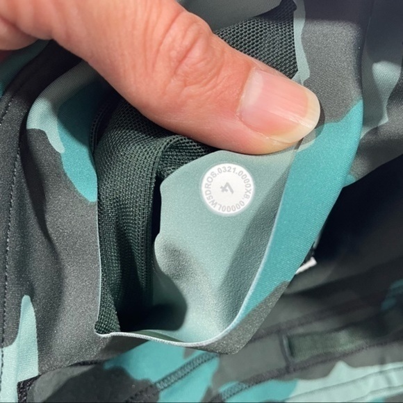 Lululemon Base Pace High-Rise Running Tight 25" Heritage 365 Camo Tidewater Teal - Picture 7 of 7